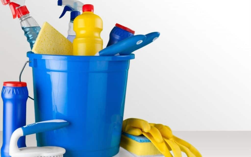 Cleaning the Toilet Tank? Yes 9 Tips to Make the Job Easier